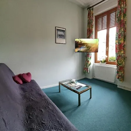 Fougere 2 A 6 Personnes Avec Et Salle De Jeux Dans La