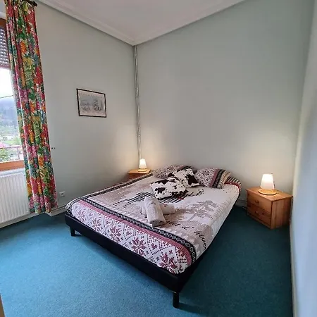 Fougere 2 A 6 Personnes Avec Et Salle De Jeux Dans La *